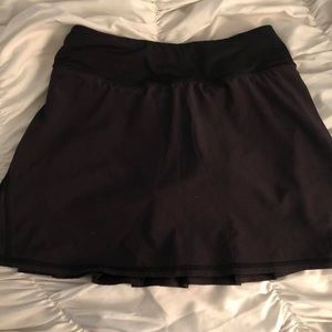 Lululemon size 2 long skirt!! Worn once